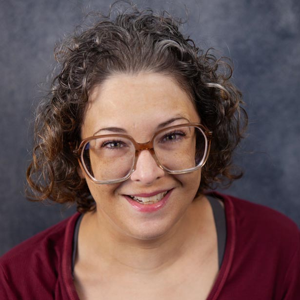Carmen Villageliu headshot
