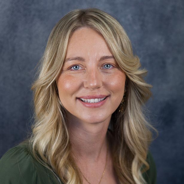 Dasha Shiffett headshot