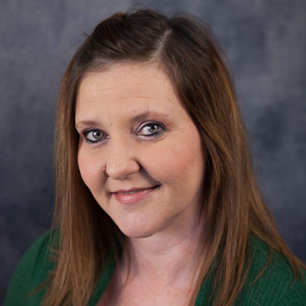 Erin Harris headshot