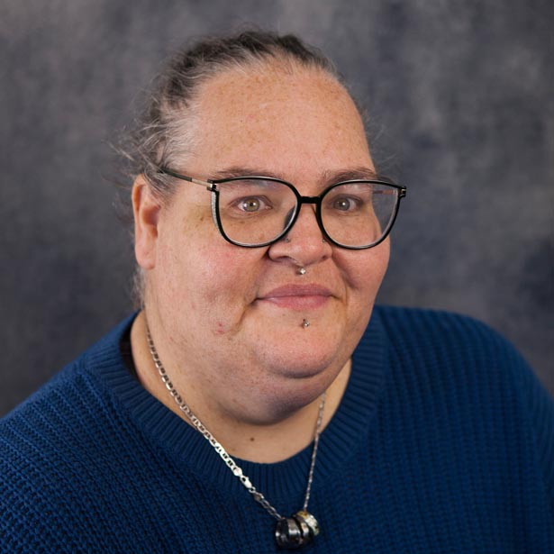 Lisa Waters headshot