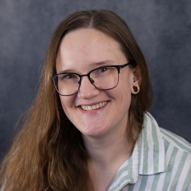 Stephanie Reedy headshot